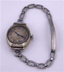 1921 ELGIN WATCH CO Lady's Wristwatch LADY ELGIN 444 18K White Gold 5dwt